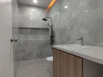 Two Storey Modern House and Lot for Sale in Talon Kuatro Las pinas-MD