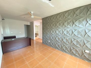 Edifico de OFICINAS en Renta | Montecristo - San Antonio Cinta