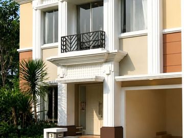 Dijual Rumah di Cluster Flamingo, Gading Serpong, Lt.9x16m2, Fully Furnished, Hadap Utara, Harga : 5M Nego