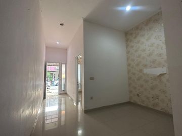 Dijual rumah dalam cluster tropical garden galaxy bekasi