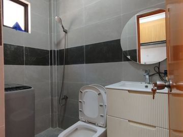 Brandnew Modern Townhouse for Sale in Las pinas near Brandnew-MD