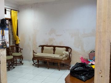 Dijual rmh di Ciledug indah jl dirgantara