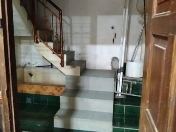 Dijual rmh di Ciledug indah jl dirgantara