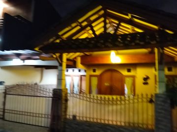 Dijual rmh di Ciledug indah jl dirgantara