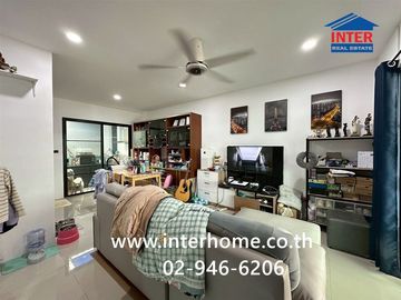Two-story townhome, 20.1 sq.wah, Chat Luang 17 Village, Rangsit-Khlong 3, near Thai Somboon Market Rangsit-Khlong 3, Khukot-Khlong Luang Road, Khlong