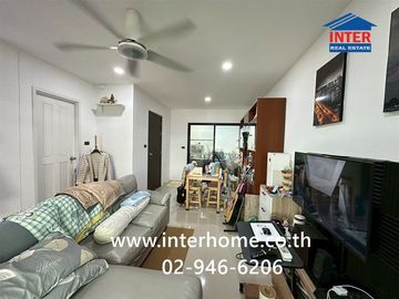 Two-story townhome, 20.1 sq.wah, Chat Luang 17 Village, Rangsit-Khlong 3, near Thai Somboon Market Rangsit-Khlong 3, Khukot-Khlong Luang Road, Khlong