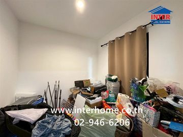 Two-story townhome, 20.1 sq.wah, Chat Luang 17 Village, Rangsit-Khlong 3, near Thai Somboon Market Rangsit-Khlong 3, Khukot-Khlong Luang Road, Khlong
