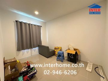 Two-story townhome, 20.1 sq.wah, Chat Luang 17 Village, Rangsit-Khlong 3, near Thai Somboon Market Rangsit-Khlong 3, Khukot-Khlong Luang Road, Khlong