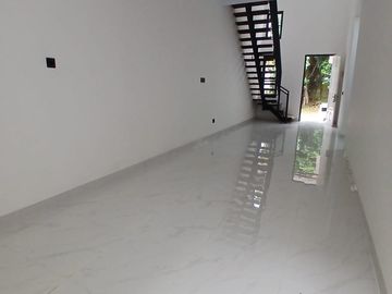 Dijual Rumah Minimalis 2.5 Lantai Turun Harga Brand New Di Delatinos BSD