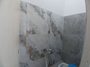 Dijual Rumah Minimalis 2.5 Lantai Turun Harga Brand New Di Delatinos BSD