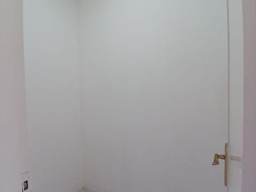 Dijual Rumah Minimalis 2.5 Lantai Turun Harga Brand New Di Delatinos BSD