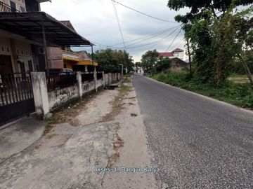 Sebrang Kampus UNRI, 200-an meter Jl. Soebrantas, Kostm Rumah dan Tanah Dijual Murah.