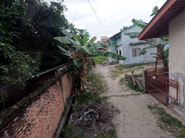 Sebrang Kampus UNRI, 200-an meter Jl. Soebrantas, Kostm Rumah dan Tanah Dijual Murah.