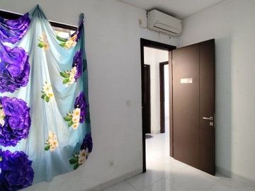 Rumah Lavon Full Renov dan 2 AC Tipe A (6x11) di Lavon Tangerang 1KA0002E