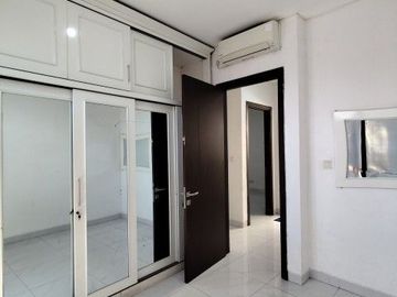Rumah Lavon Full Renov dan 2 AC Tipe A (6x11) di Lavon Tangerang 1KA0002E