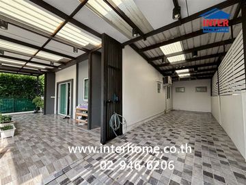 Two-story semi-detached house, 37.2 sq.wah, Lanceo Pride Kanchanaphisek-Klong Thanon Village, near Central Westgate, Kanchanaphisek Road, Nonthaburi R