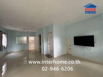 Two-story semi-detached house, 37.2 sq.wah, Lanceo Pride Kanchanaphisek-Klong Thanon Village, near Central Westgate, Kanchanaphisek Road, Nonthaburi R