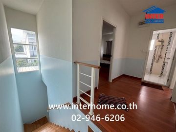 Two-story semi-detached house, 37.2 sq.wah, Lanceo Pride Kanchanaphisek-Klong Thanon Village, near Central Westgate, Kanchanaphisek Road, Nonthaburi R