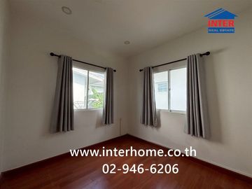 Two-story semi-detached house, 37.2 sq.wah, Lanceo Pride Kanchanaphisek-Klong Thanon Village, near Central Westgate, Kanchanaphisek Road, Nonthaburi R