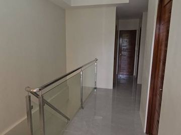 8.8M only Two Storey Townhouse for Sale in Fortunata Village Paranaque  - JB