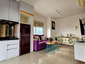 Contemporary Living 2BR Madison Park  Terhubung Central Park & Taman Anggrek