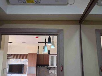 Di sewakan apartemen Full Furnished Meikarta Tower Sevilla District 2 Lippo Cikarang