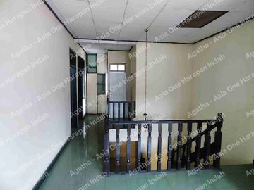 Rumah 2lantai Kota Harapan Indah Bekasi 700juta