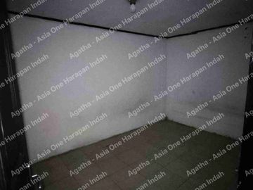 Rumah 2lantai Kota Harapan Indah Bekasi 700juta