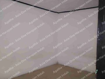Rumah 2lantai Kota Harapan Indah Bekasi 700juta