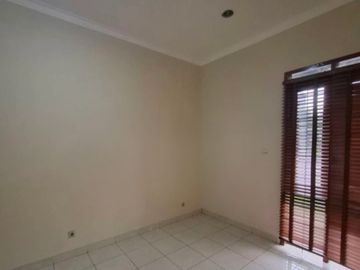 Langka Rumah Nyaman Siap Huni Singgasana Pradana