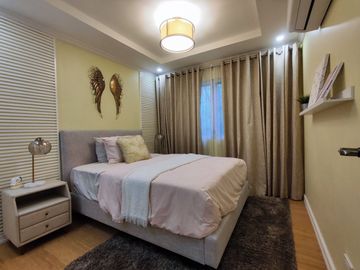 2Storey Townhouse for Sale Brandnew with 2Car Garage Modern-MD