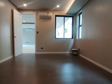 For Sale Elegant House and Lot in BF Homes Paranaque , Las Pinas 5 Bedrooms w/ pool - JB