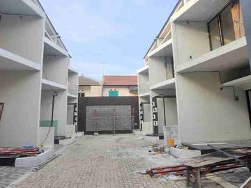 Rumah Baru 2 Lantai Lokasi Kutisari Selatan Surabaya