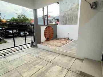 Dijual rumah cantik siap huni strategis dekat Summarecon  bekasi