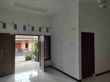 rumah kontrakan non furnist 1 lantai tajem dekat stadion maguwoharjo