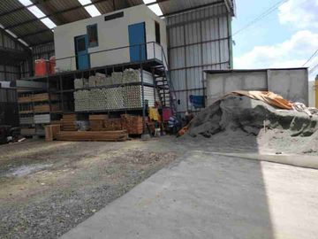 Disewakan Gudang Super Strategis di dekat Perempatan Nanggewer, Jalan Raya Bogor - Cibinong