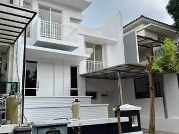 DIJUAL & DISEWAKAN: Rumah Mewah 2,5 Lantai Split Level di Mandara Permai, PIK – SHM, Hadap Utara & RARE ITEM!