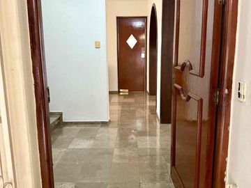 casa de dos pisos