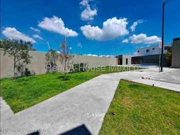 Renta Departamento 3 Habitaciones con Roof Top y Amenidades Zakia APT