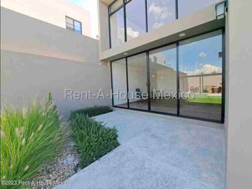 Renta Departamento 3 Habitaciones con Roof Top y Amenidades Zakia APT