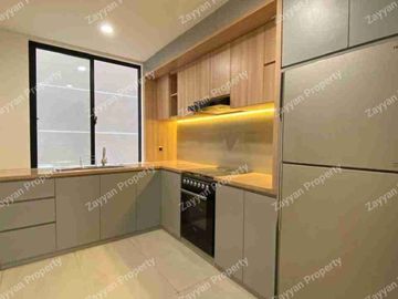 Rumah Furnished Cantik Pakuwon Indah Surabaya