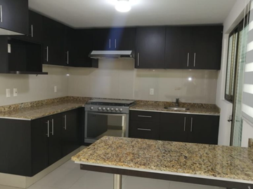 VENTA DE CASA EN RESIDENCIAL VERONA, EDO DE MEXICO.