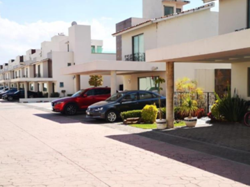 VENTA DE CASA EN RESIDENCIAL VERONA, EDO DE MEXICO.