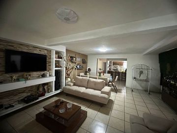 VENTA DE CASA EN FRACC CIUDAD SATELITE, EDO DE MEXICO.