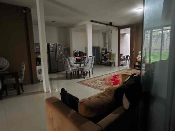 di jual rumah bagus pondok aren