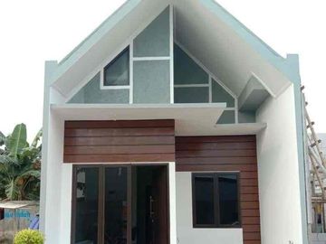 Over Kredit Rumah 1 Lantai

Lokasi
Surayya Residence 
Ciampeun Tapos Depok