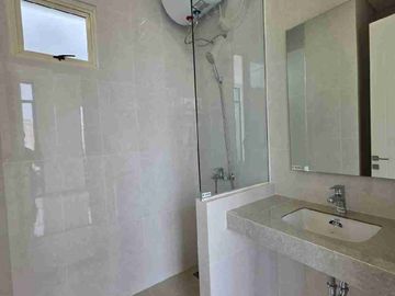 Rumah Baru 3 Lantai Banyak Bonus Di Kawasan Malibu ANZA HOME Paramount Gading Serpong Tangerang