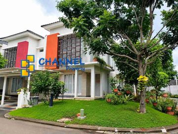 Di Jual Rumah Cluster 2 Lantai Hoek Summarecon Serpong, Ea
