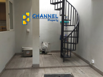 Di Jual Rumah Cluster 2 Lantai Hoek Summarecon Serpong, Ea