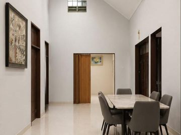 Disewakan Rumah Serpong Hook di Villa Melati Mas By Rumah Chinida (Dw)